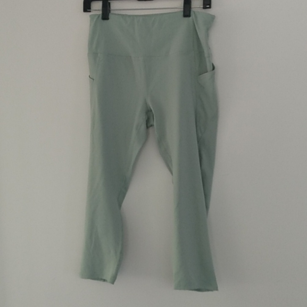 RBX light green size large workout stretch capris leggings
